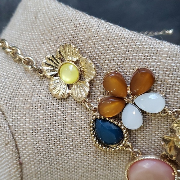 NY 18 INCH FLORAL ORANGE  STATEMENT CHUNKY NECKLACE W 3 INCH EXTENSION  GOLDTONE - Picture 4 of 7